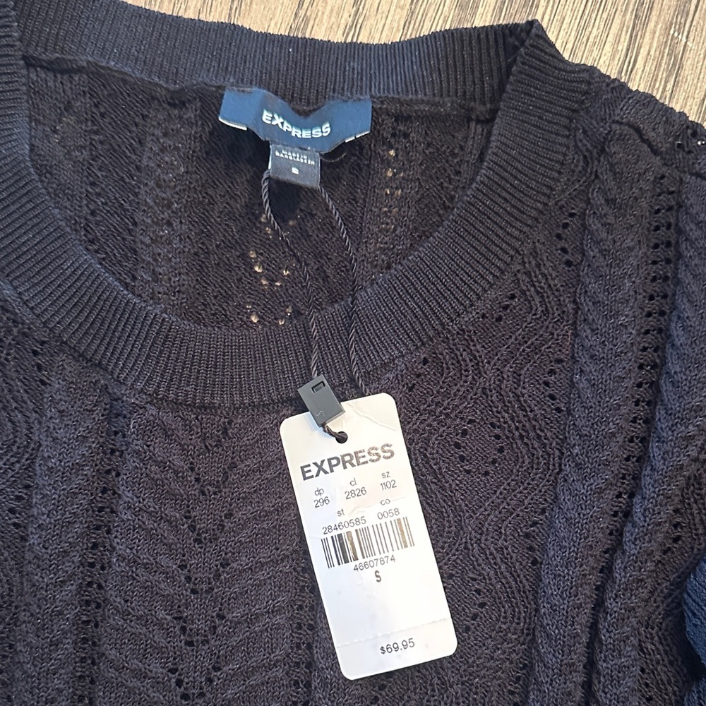 Express Black Textured Ruffle Blouse - Picture 2 of 4